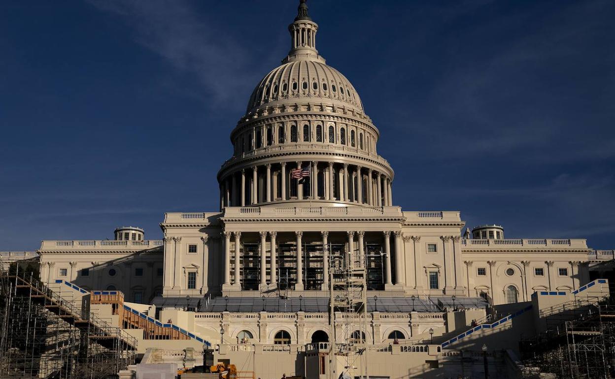 El Capitolio de Washington se prepara para la toma de posesión de Joe Biden como nuevo presidente de EE UU.
