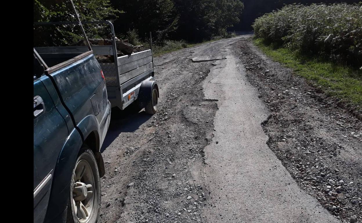 El areglo del camino de acceso al parque de Aizkori-Aratz parece haber entrado en vías de solución. 