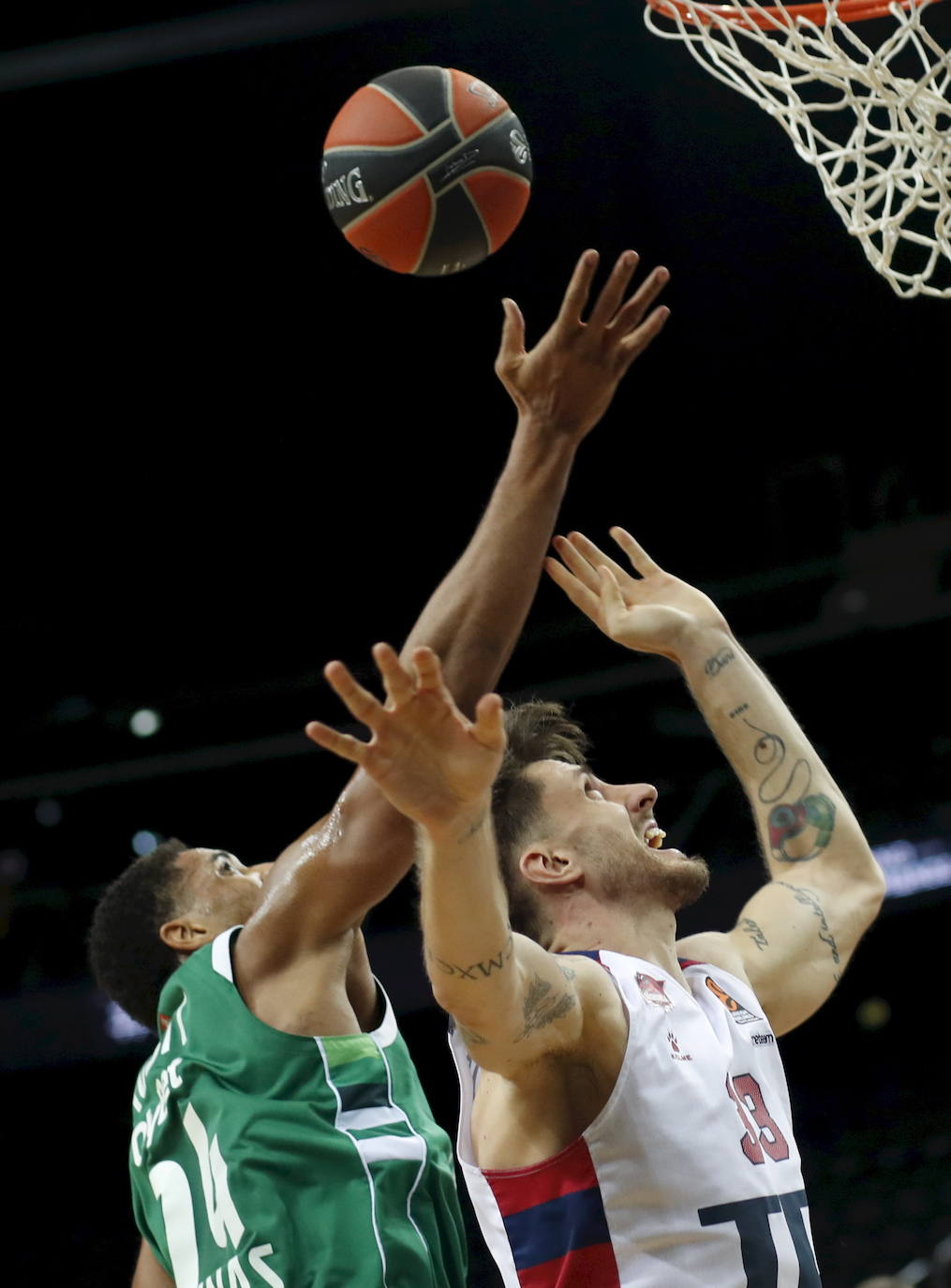 Fotos: Las imágenes del Zalgiris-Baskonia