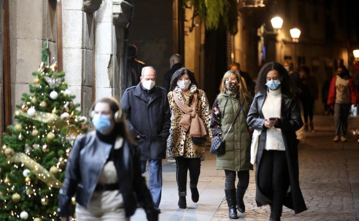 Las autonomías y Sanidad debaten hoy endurecer el plan de Navidad