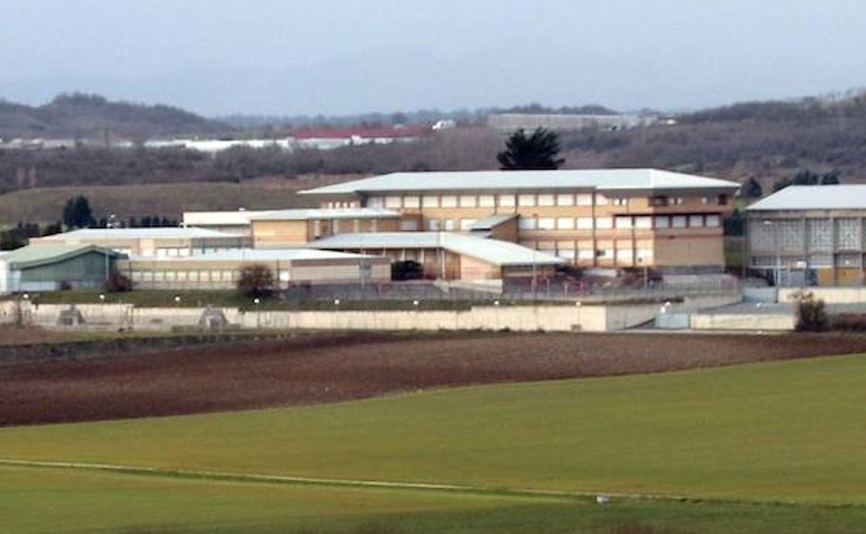 Brote de coronavirus en un colegio de Álava: Confinados todos los alumnos de la ESO de Ikasbidea de Durana tras detectarse un foco de Covid