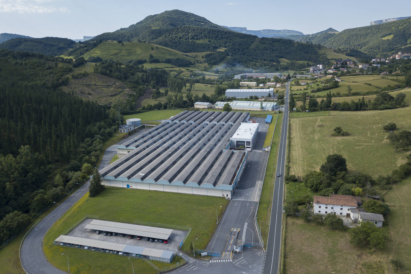 Las industrias de Artziniega también se ven afectadas or la crisis. 