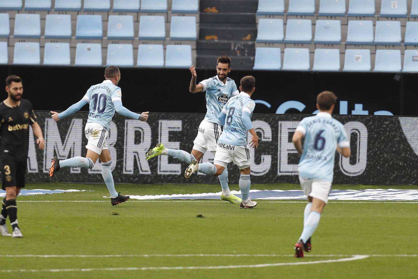 Fotos: Las imágenes del Celta-Alavés