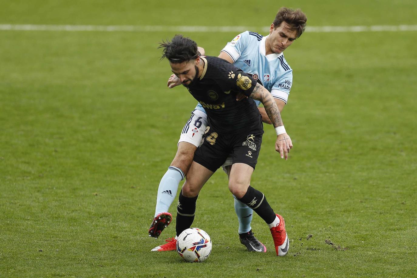 Fotos: Las imágenes del Celta-Alavés