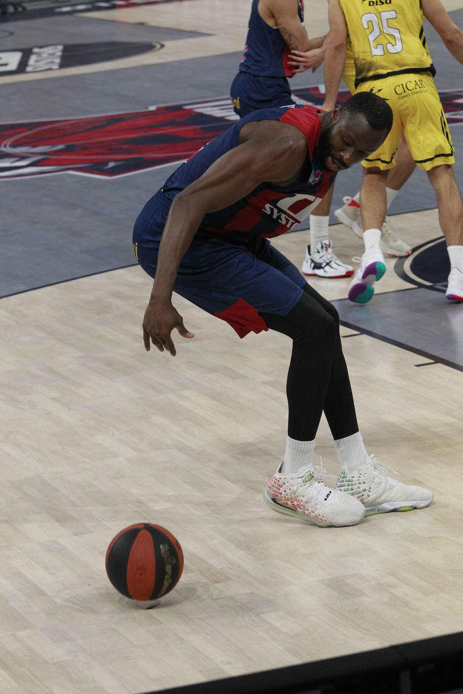 Fotos: El Tenerife-Baskonia, en imágenes