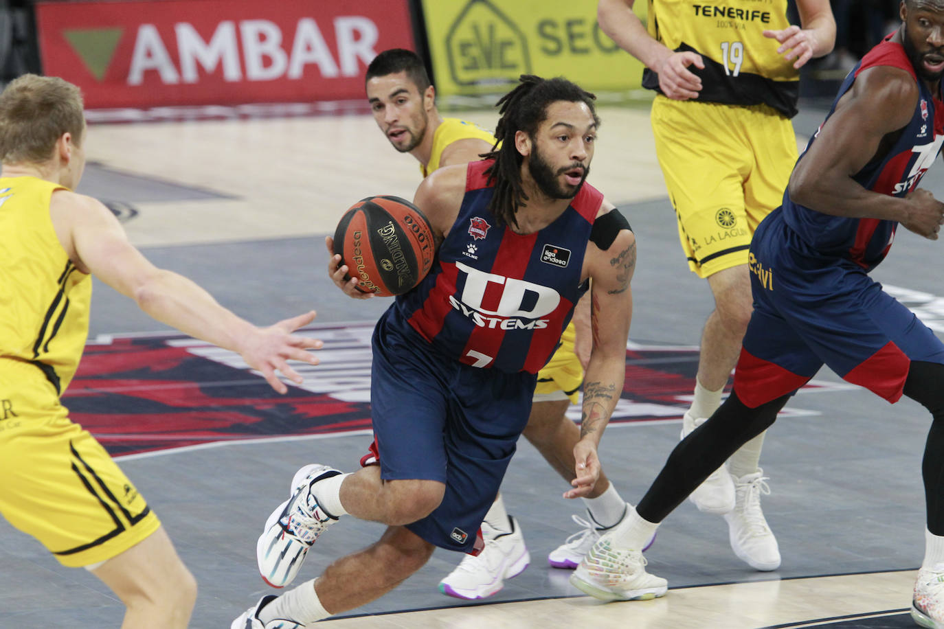 Fotos: El Tenerife-Baskonia, en imágenes