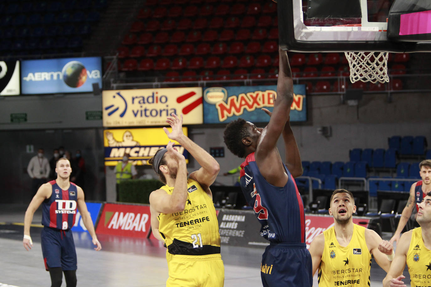 Fotos: El Tenerife-Baskonia, en imágenes