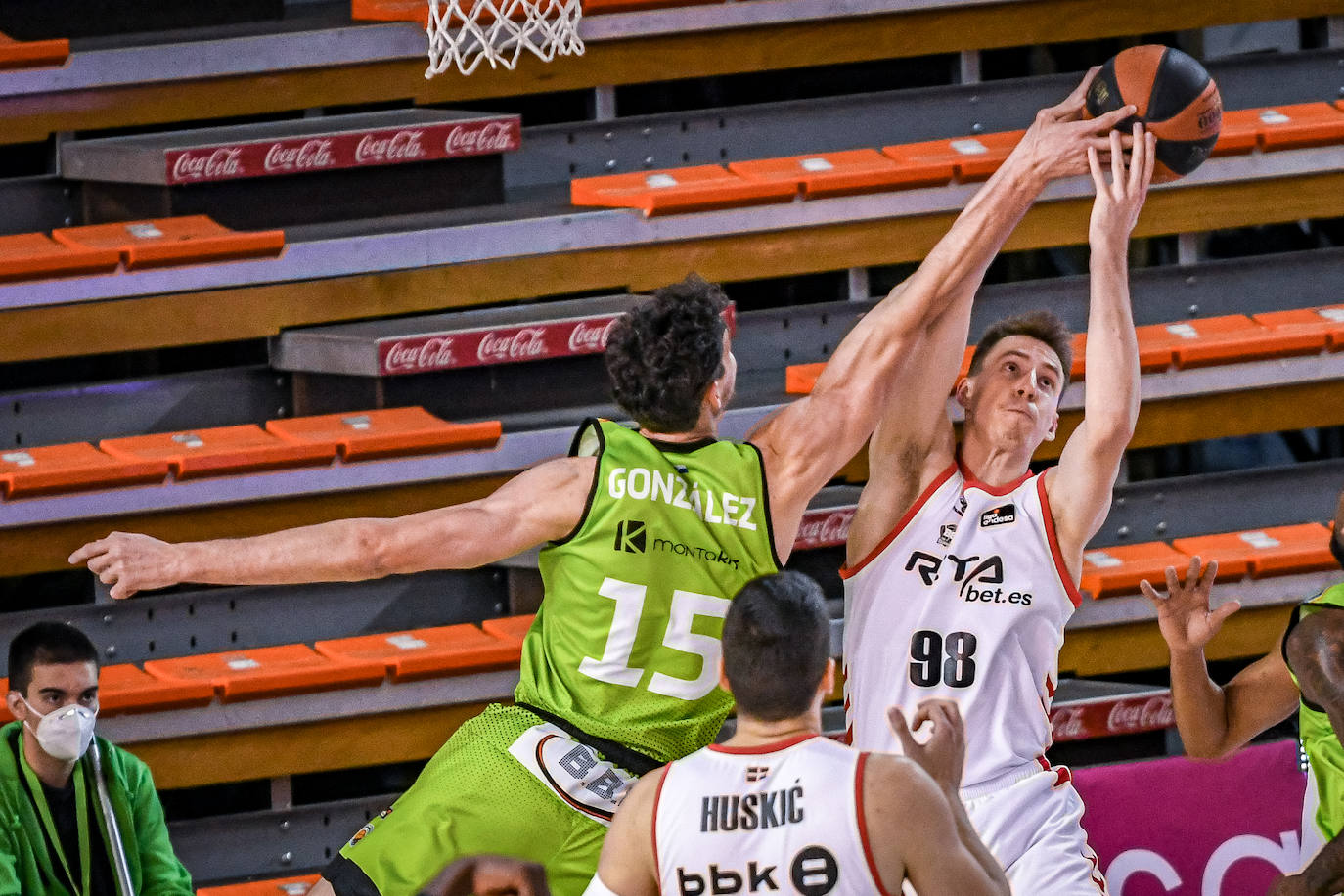 Fotos: Las mejores imágenes del partido entre en Fuenlabrada y Bilbao Basket