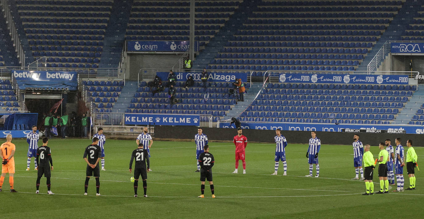 Fotos: Las imágenes del Alavés-Eibar