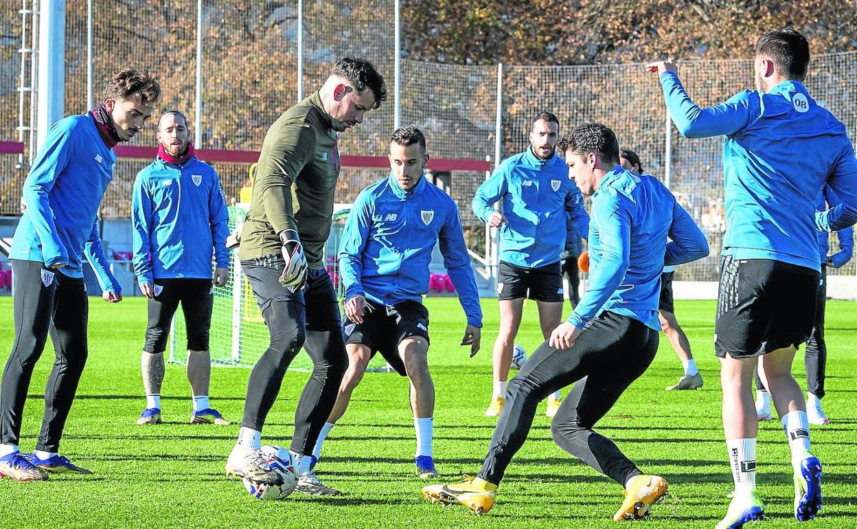 Los jugadores del Athletic volverán hoy a los entrenamientos en Lezama después de tres días de descanso. 