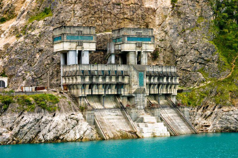 La presa de Inguri | Se trata de la segunda presa más alta del mundo y se encuentra en Georgia. Cuenta con 272 metros de altura.