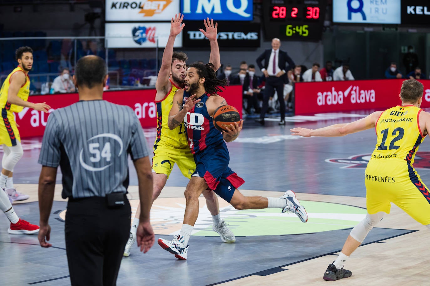 Fotos: Las imágenes del TD Systems Baskonia - Morabanc Andorra