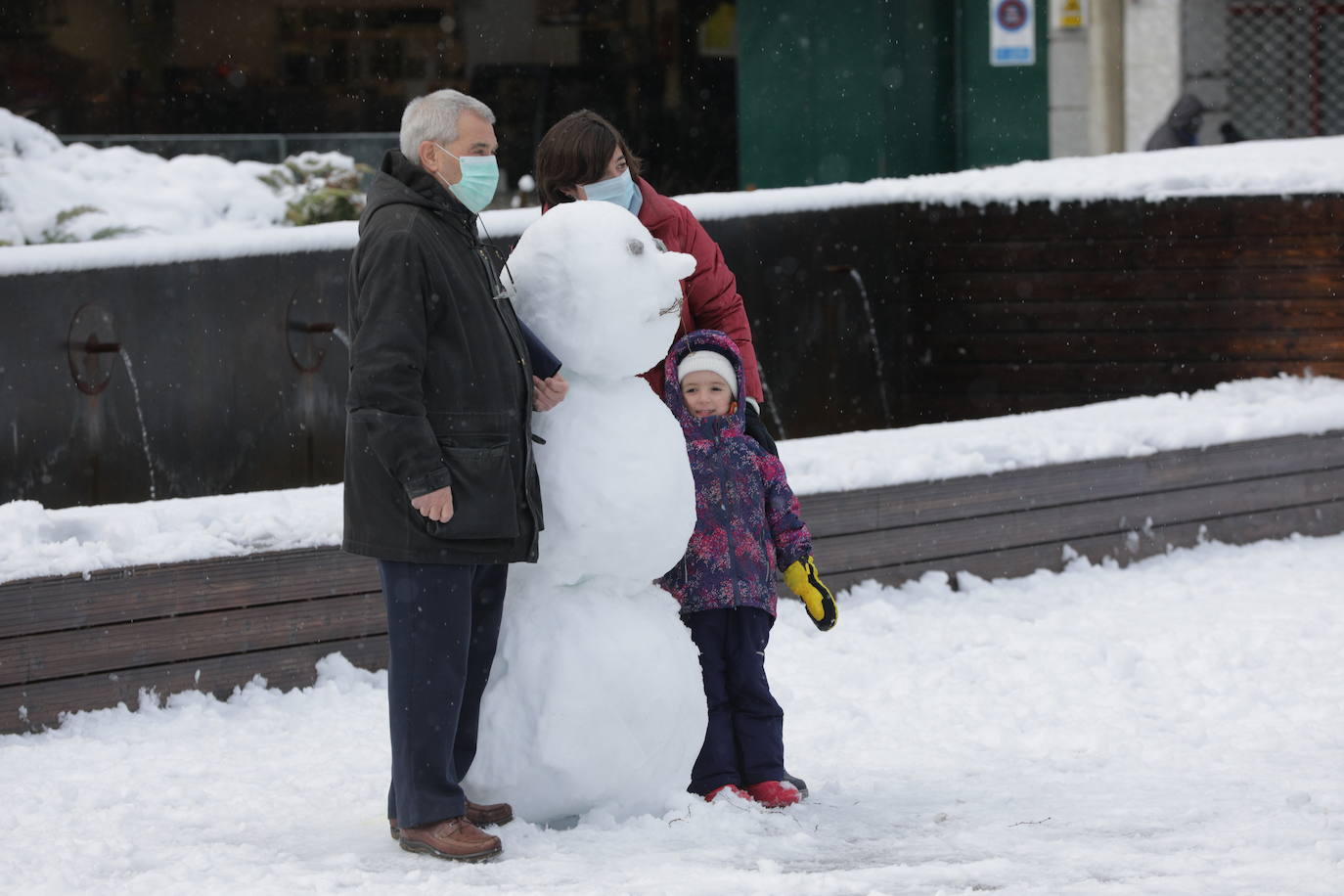 Fotos: Vitoria se divierte en la nieve