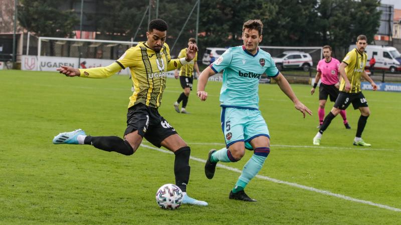 Fotos: Dura derrota del Portugalete en Copa del Rey