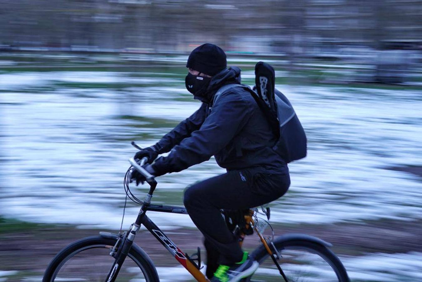 Fotos: Álava se prepara para otra jornada de nieve