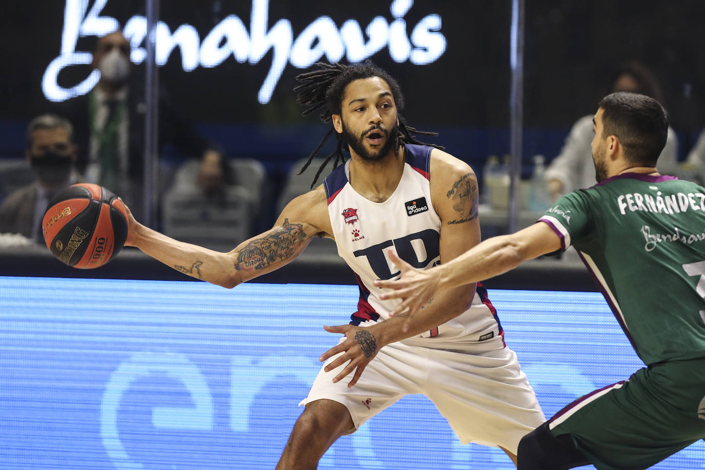 Fotos: Las imágenes del Unicaja - Baskonia