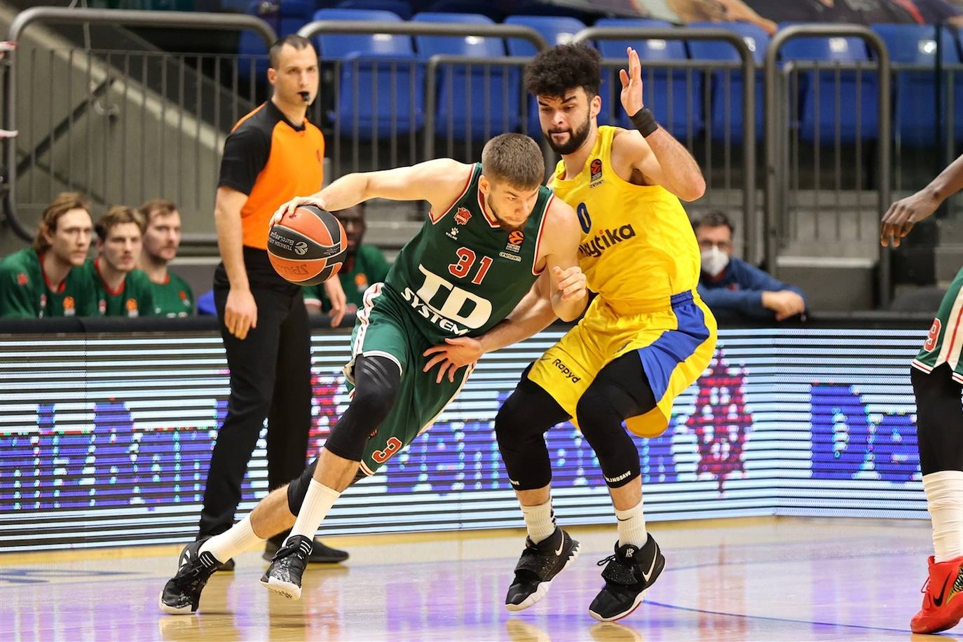 Fotos: Las imágenes del Maccabi-Baskonia