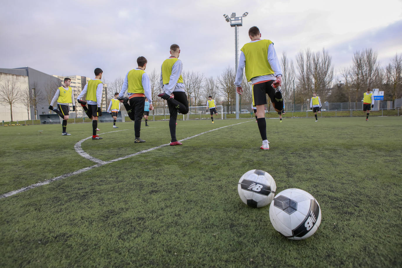 Fotos: Vuelve el deporte escolar a Álava