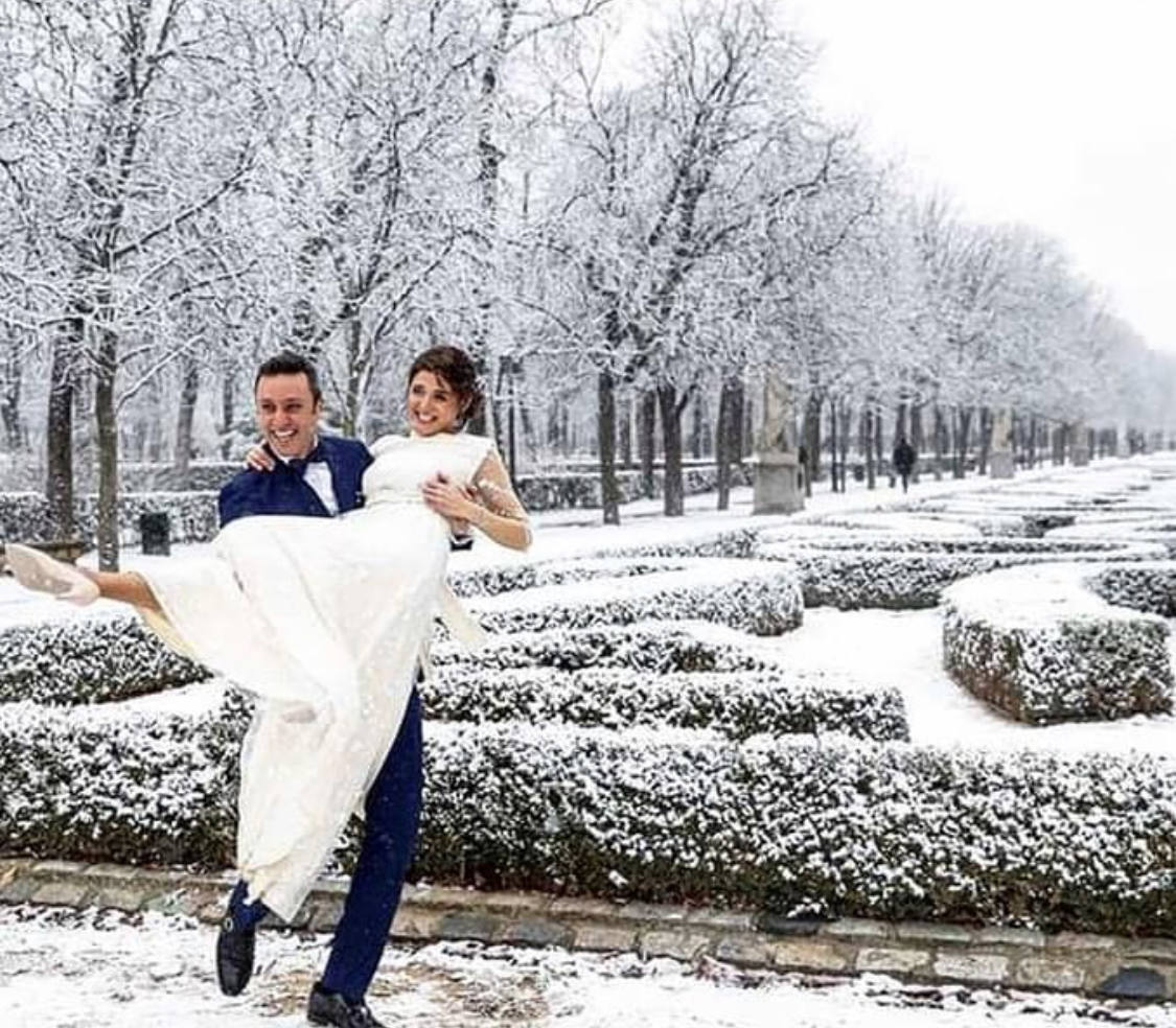 Fotos: La novia que se casó con botas &#039;Hunter&#039; y otras bodas celebradas durante el temporal &#039;Filomena&#039;