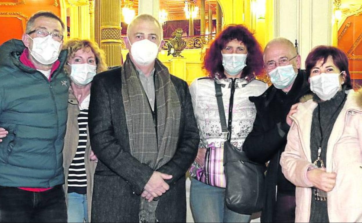 Iñaki Arbulu, Marije Orobio-Urrutia, Javier Renobales, Ester Zuazo, Joseba Barrena y Maite Euba. 