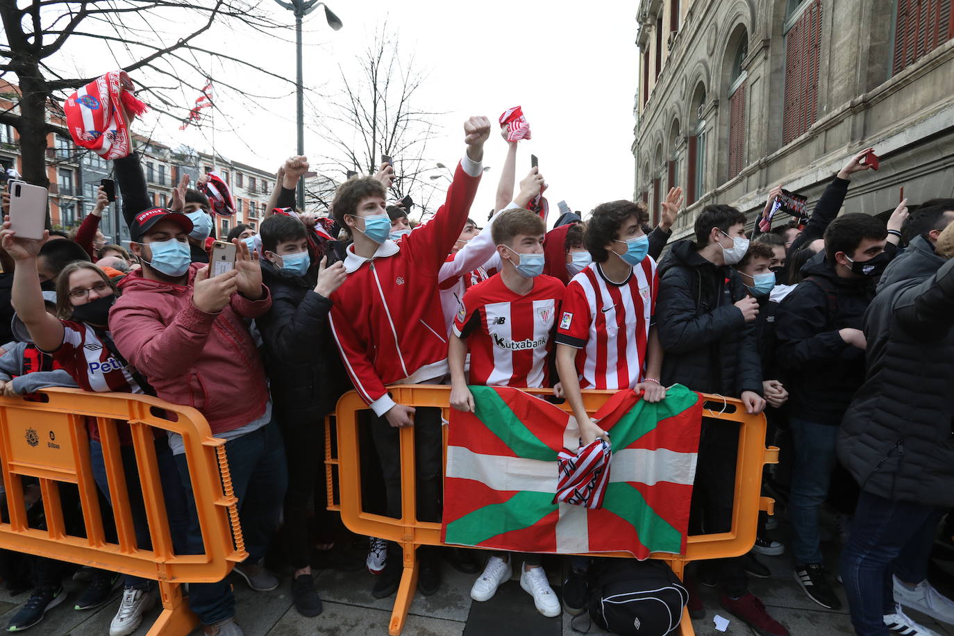 Fotos: Así ha sido el recibimiento de los supercampeones en el Ayuntamiento