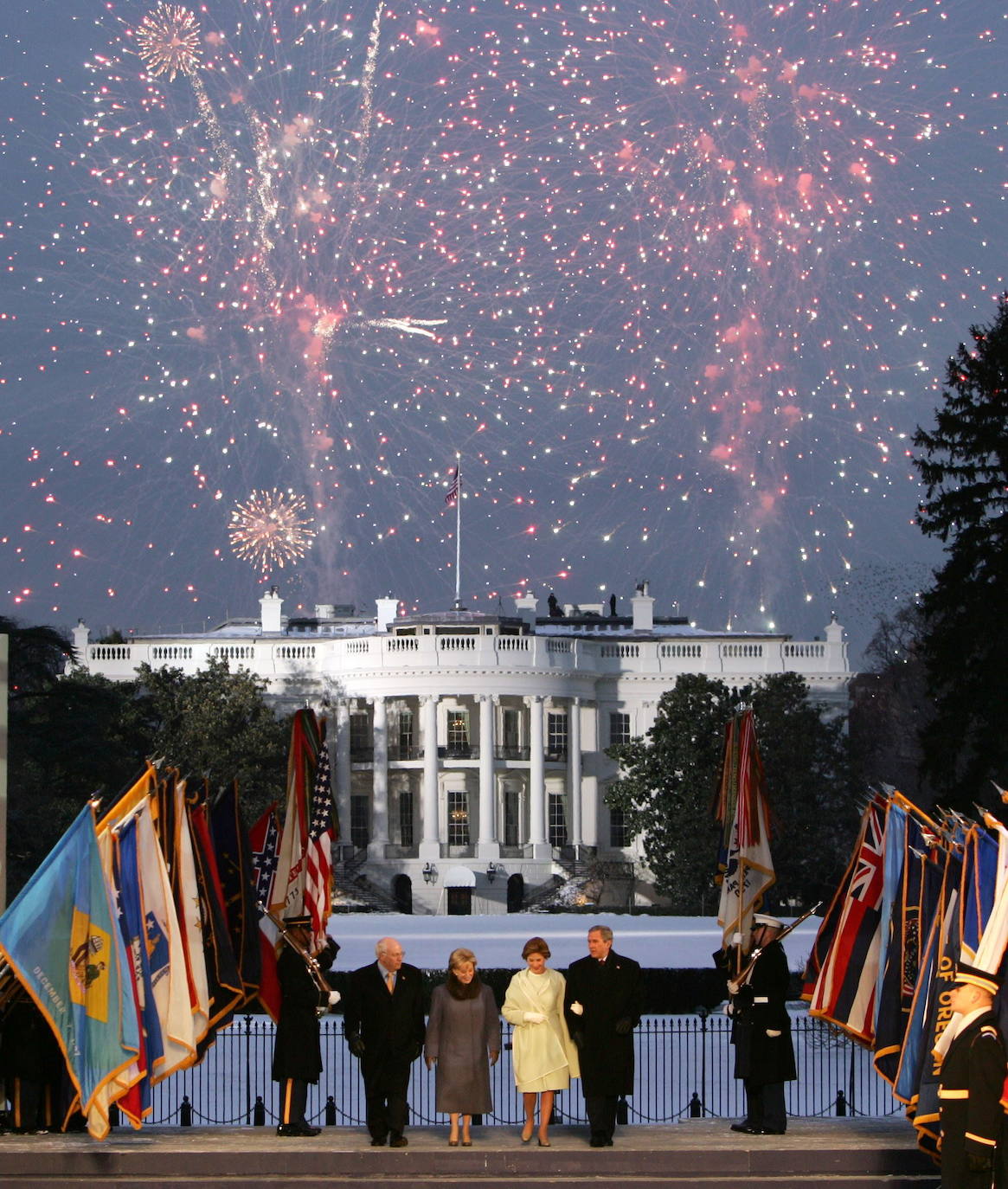 Investidura: Miles de personas protestaron cerca del Capitolio porque consideraban que las elecciones presidenciales habían sido amañadas.