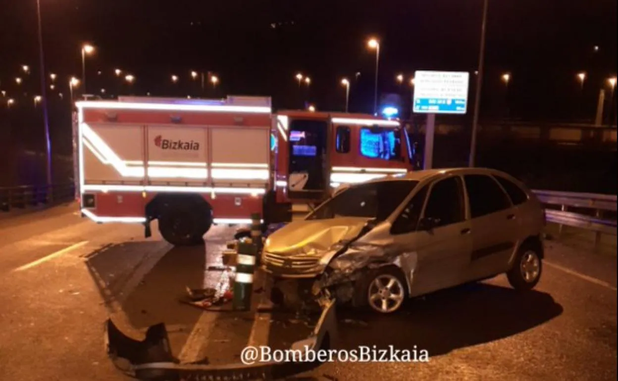 Uno de los vehículos implicados en el accidente.