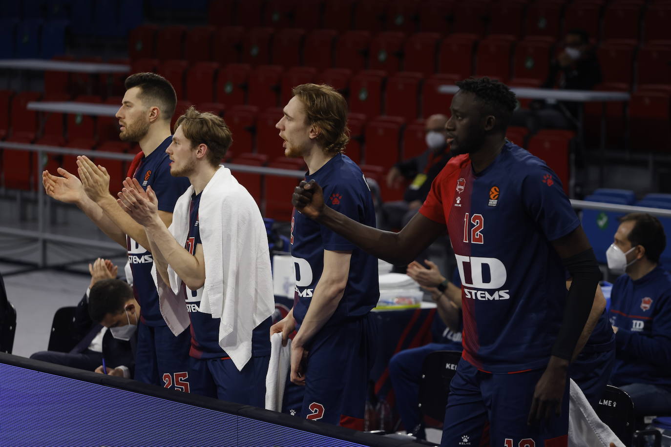 Fotos: Las mejores imágenes del TD Systems Baskonia - Zalgiris