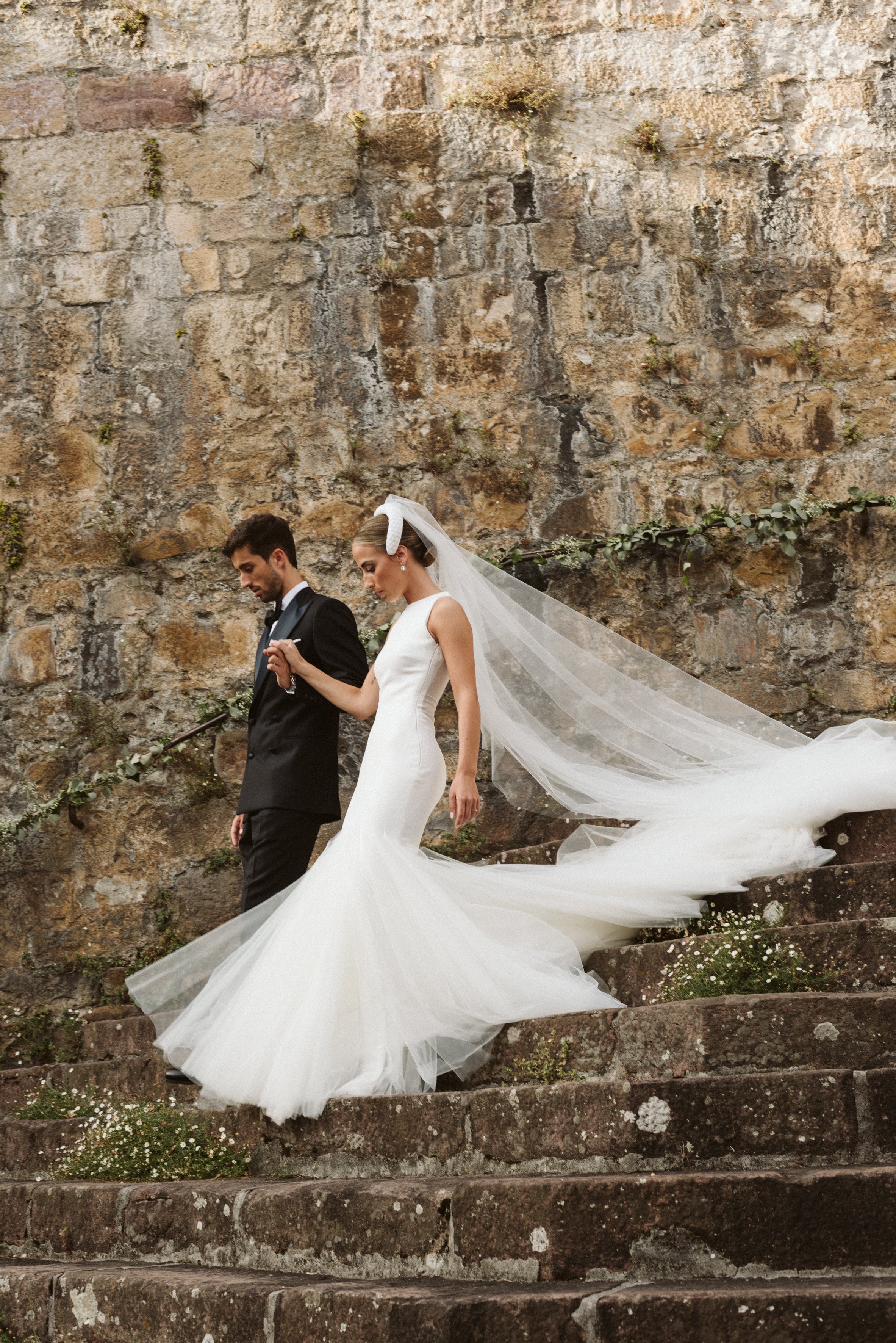 Fotos: La boda de Amaia en el María Cristina, una bailarina que hizo un guiño a Balenciaga