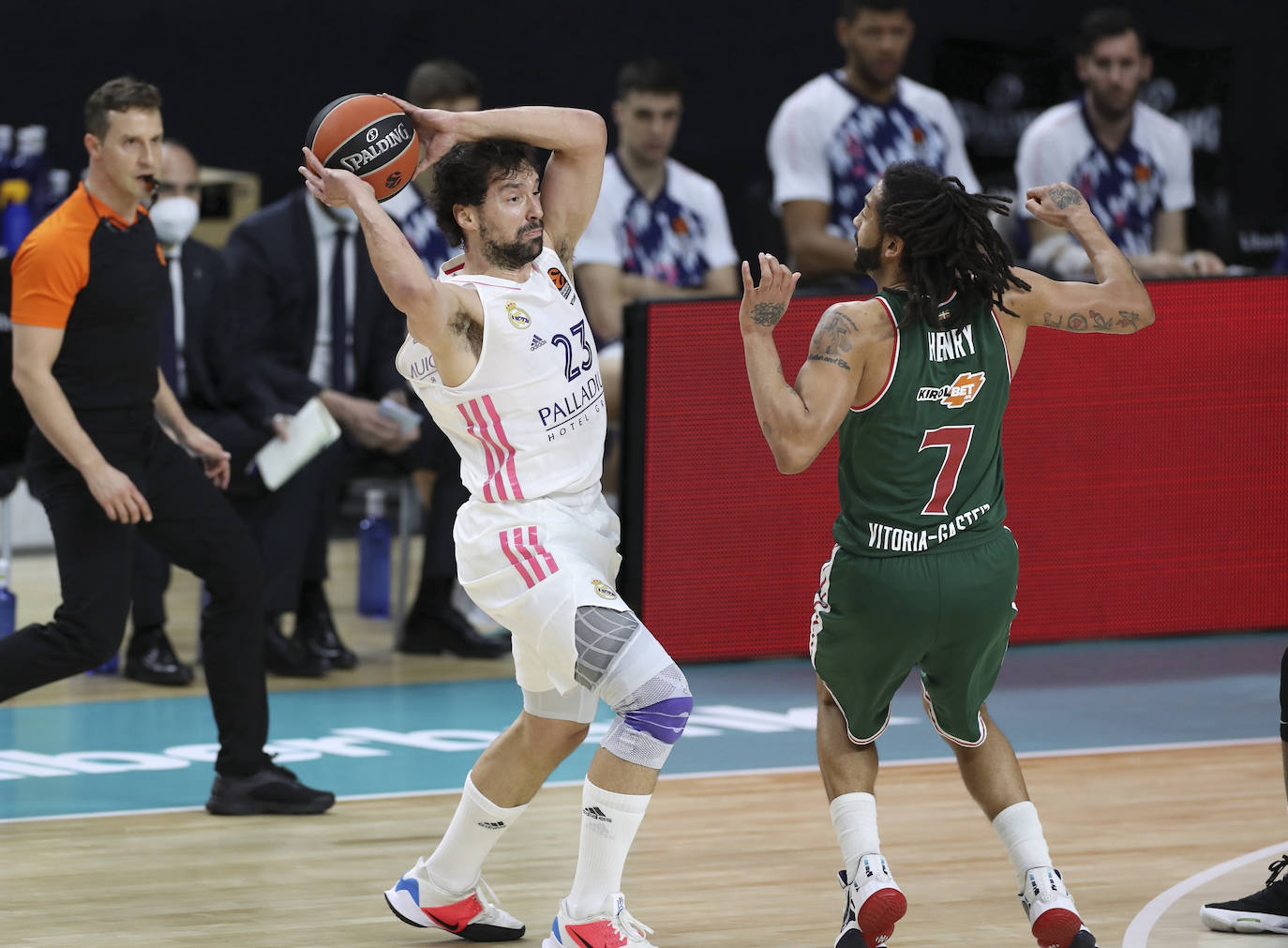 Fotos: El Real Madrid - TD Systems Baskonia, en fotos