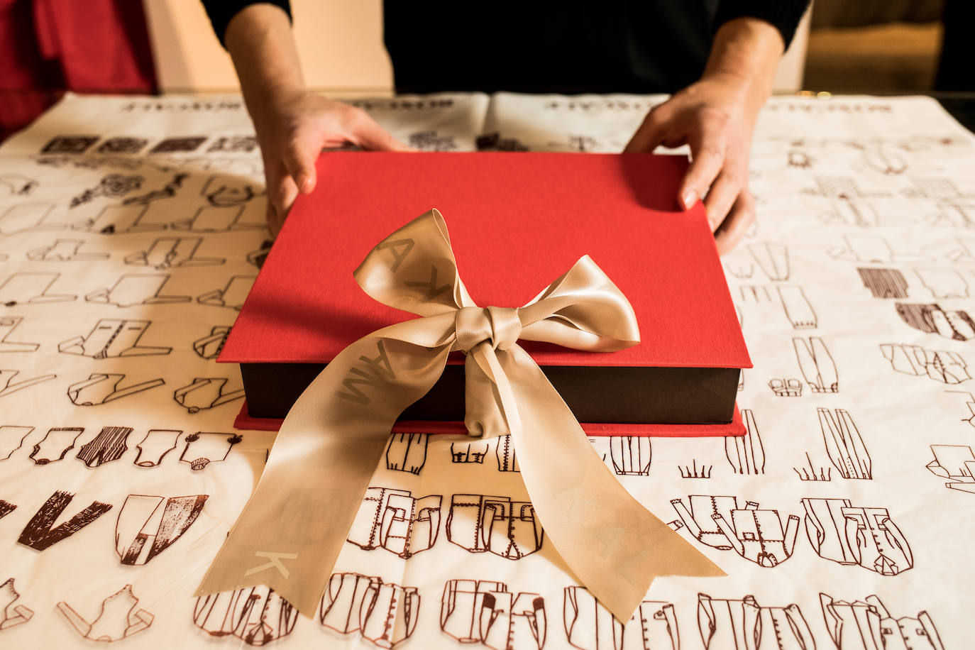 Fotos: Ainhoa de las Fuentes, la diseñadora que mejor envuelve los regalos en Bilbao