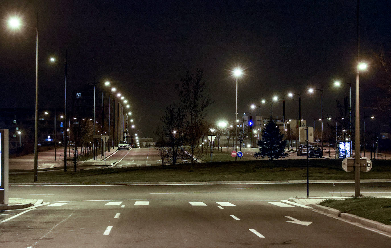 Las calles de Vitoria quedan desiertas a partir de las diez de la noche.