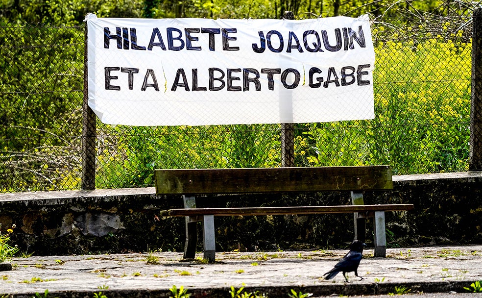 La ausencia de Joaquín y Alberto ha dejado un profundo dolor entre sus familiares y amigos. Para este colectivo, lo primero siempre ha sido encontrar sus restos. A partir de ahí, decían, ya llegaría el momento de depurar responsabilidades. Ambas familias coinciden en que la tragedia se pudo haber evitado. 