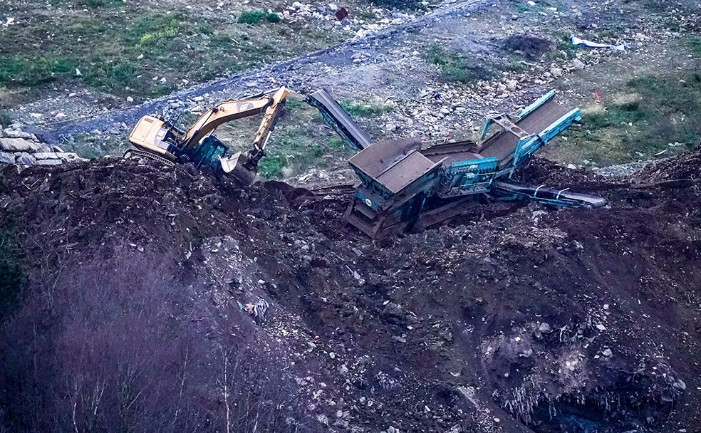 El vertedero tenía un vaso con una capacidad de 2.744.975 metros cúbicos, de los que se habían ocupado 1,7 millones, un 75% de su capacidad. La vida útil estimada era de 35 años y se calculaba que quedaría clausurado en 2022, trece años después de empezar a usarse.