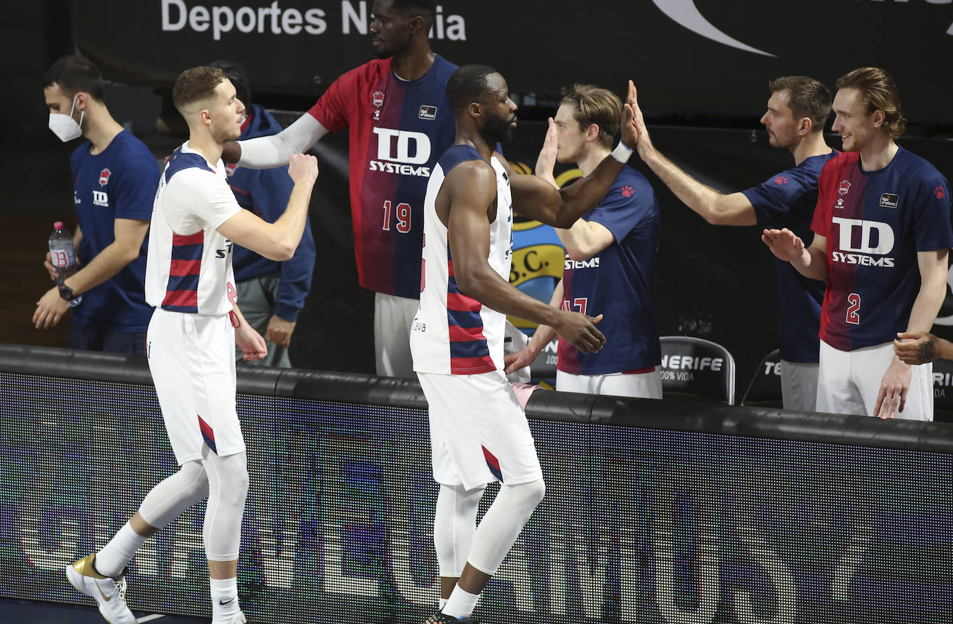 Fotos: Las mejores imágenes del Tenerife-Baskonia
