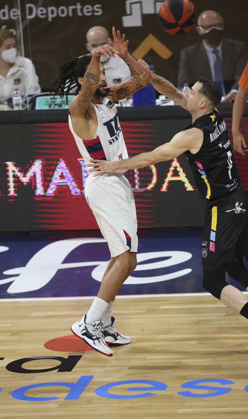 Fotos: Las mejores imágenes del Tenerife-Baskonia