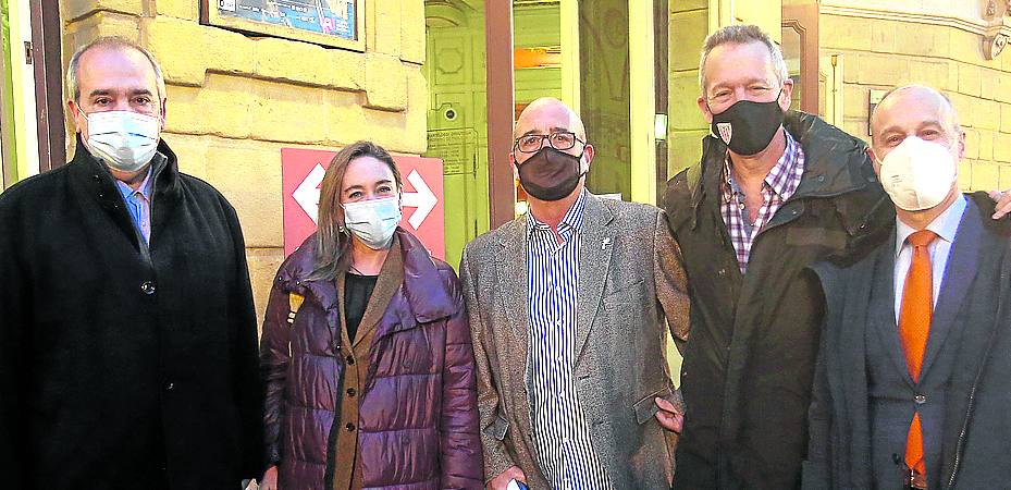 Koldo Narbaiza, Itxaso Erroteta, Luis Eguiraun, Javier Esnal y Jon Rueda. 