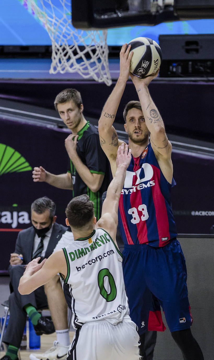 Fotos: Las mejores imágenes del Baskonia-Joventut
