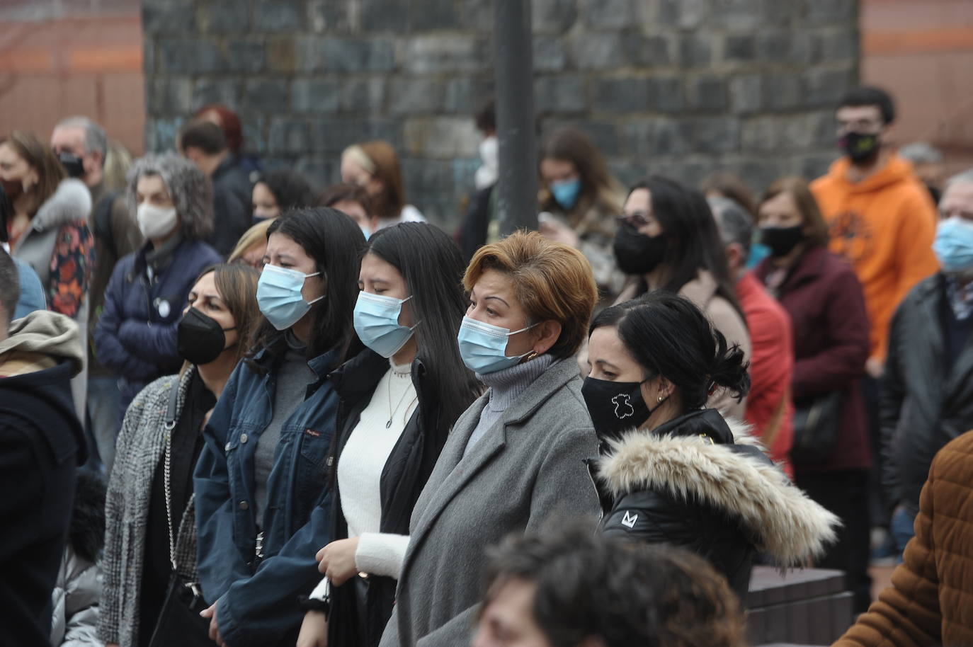 Fotos: Concentración para condenar el asesinato machista en Sestao