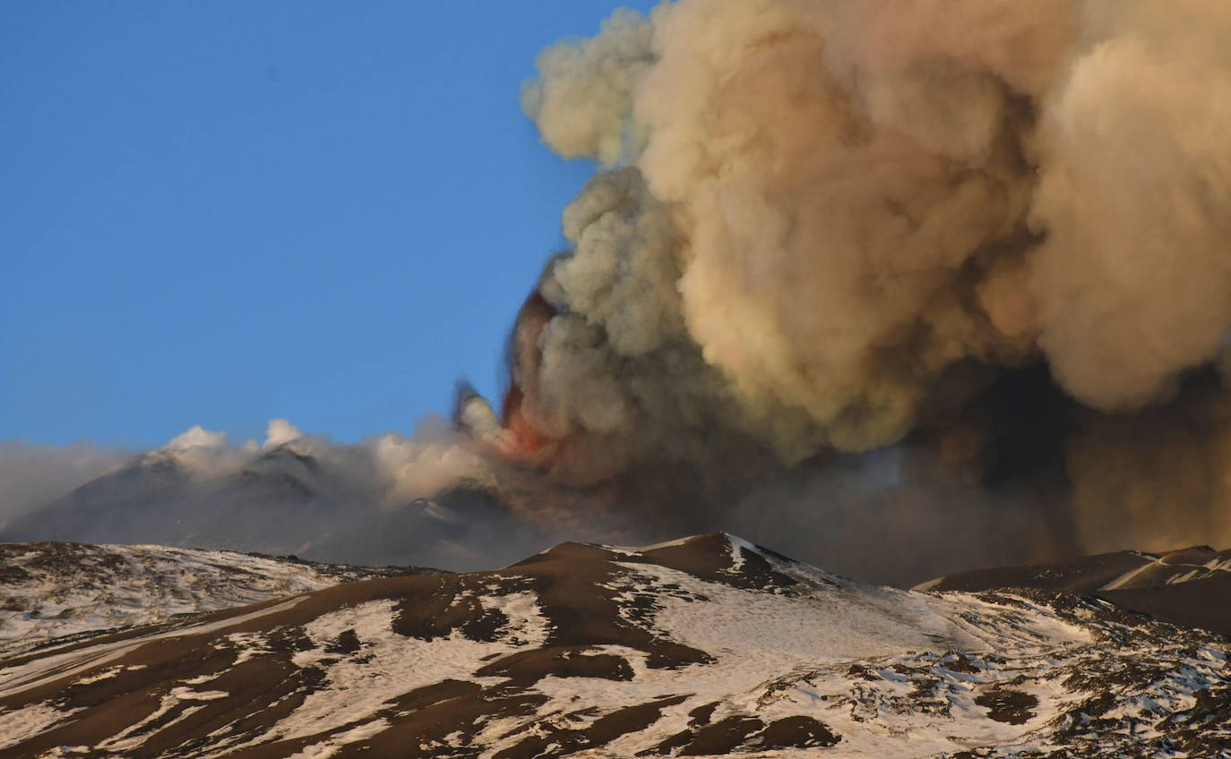 Fotos: El volcán Etna vuelve a rugir