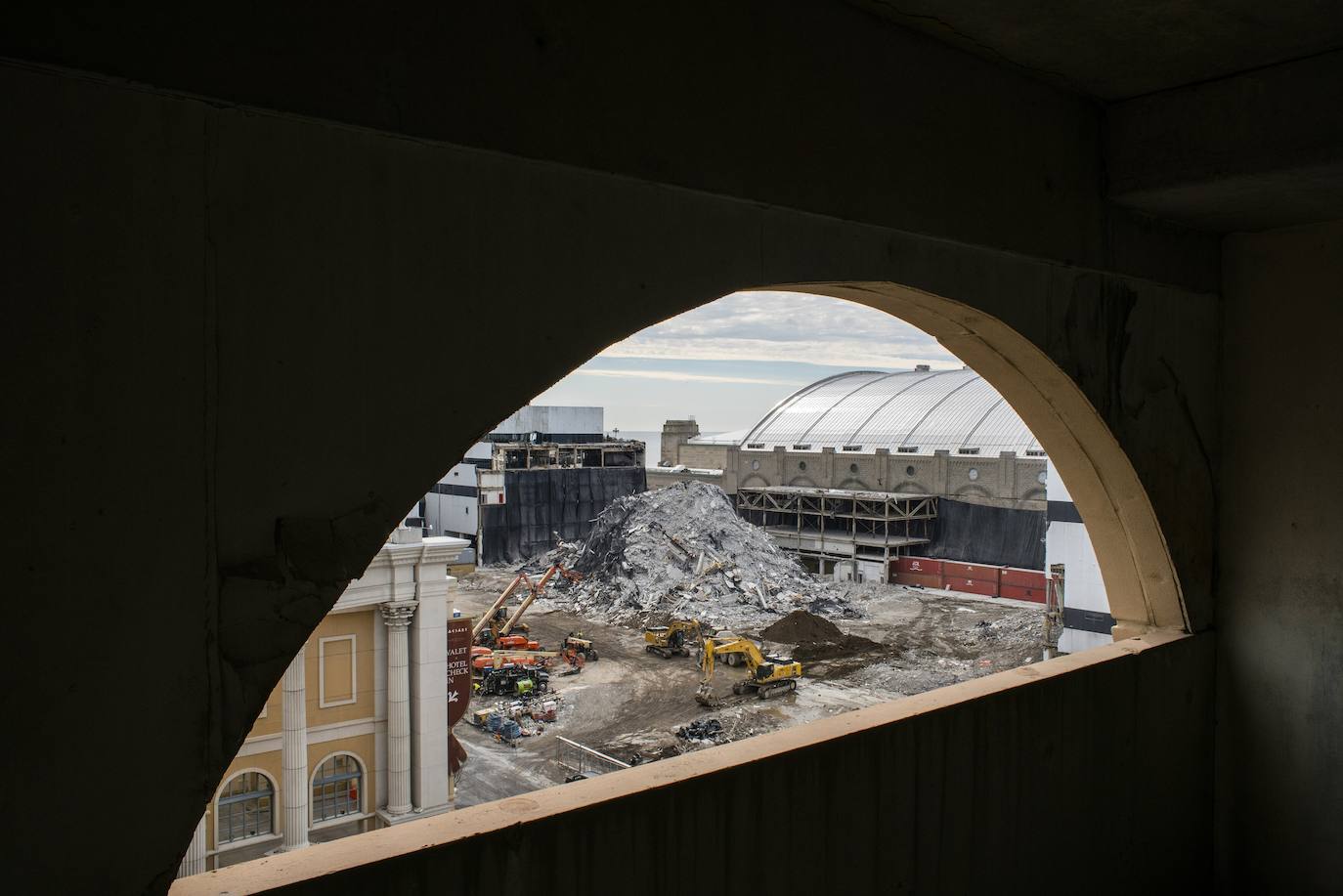 Fotos: Derribado el casino que Trump construyó en Atlantic