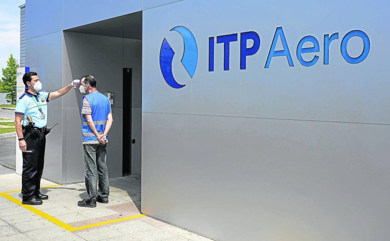 Imagen de la entrada a la sede corporativa de ITP Aero en el Parque Tecnológico de Bizkaia. 