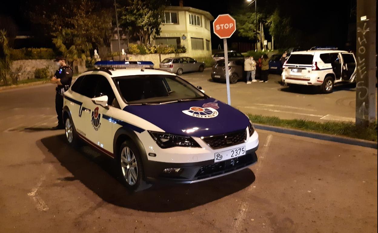 Incumplimiento de la normativa sanitaria: Botellones, fiestas ilegales... la Ertzaintza pone más de un centenar de denuncias esta madrugada