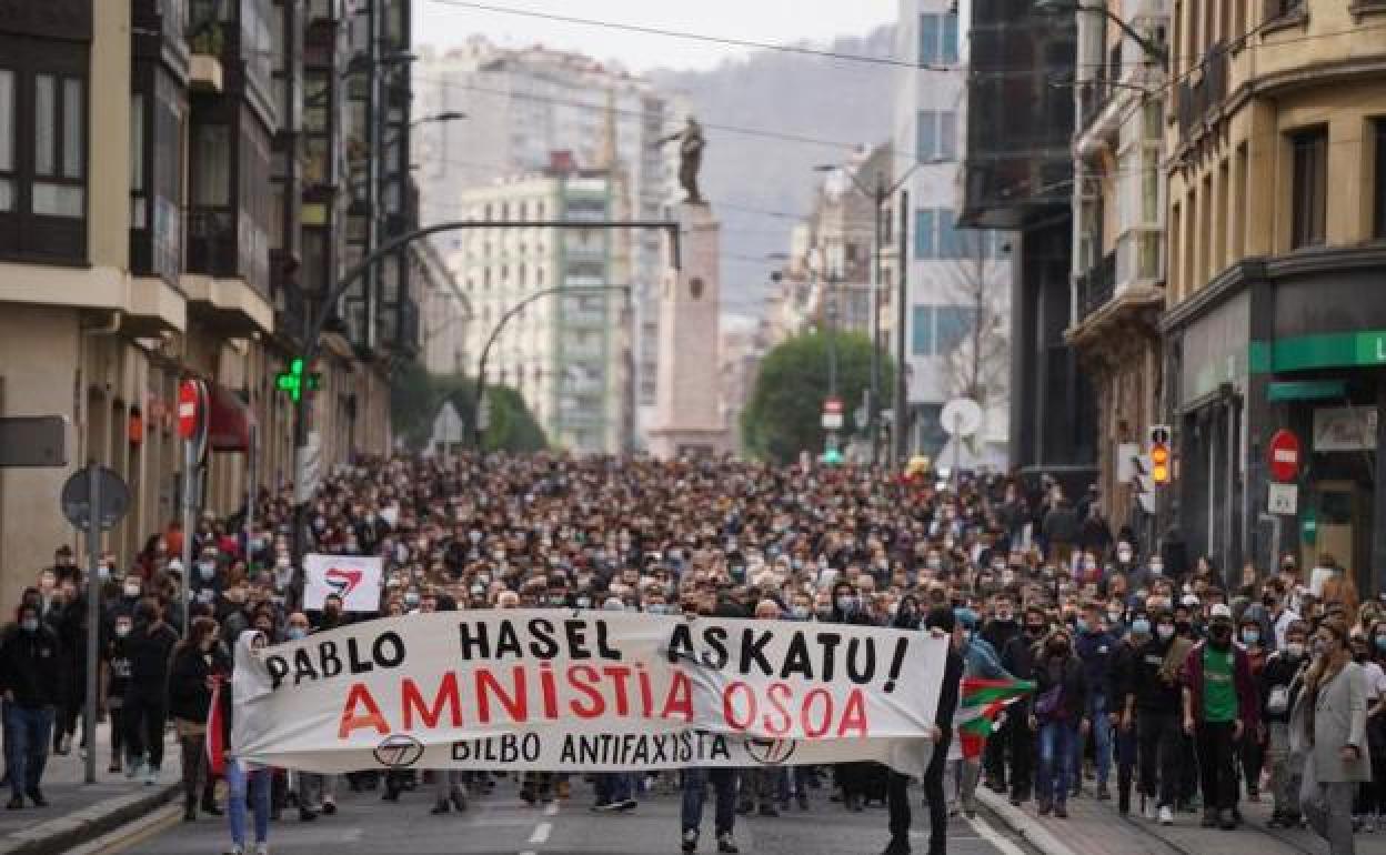 La desconfianza gana a los jóvenes