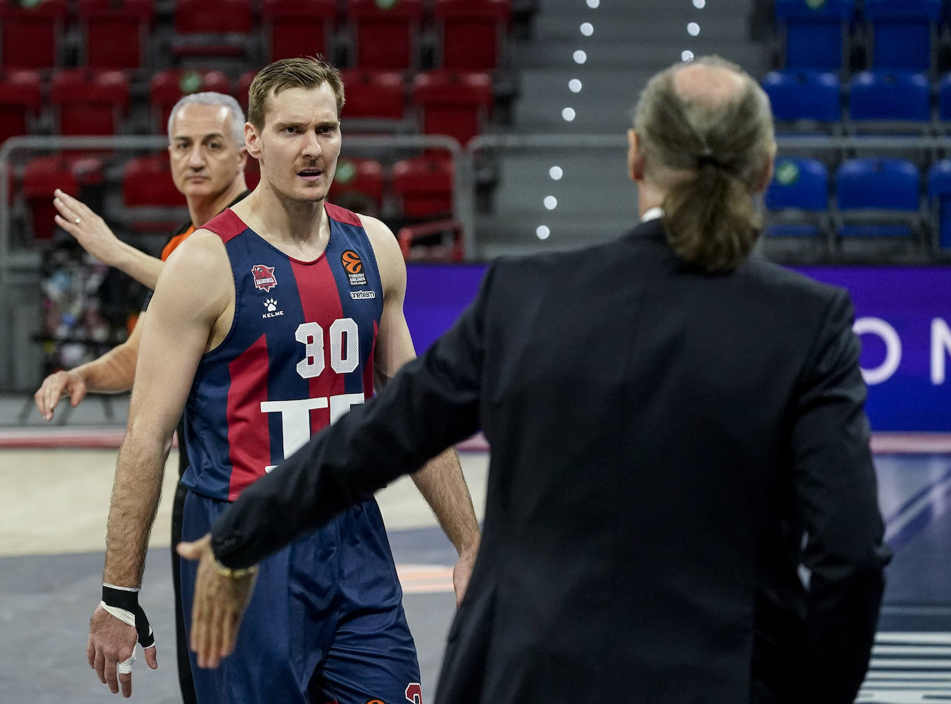 Fotos: Las mejores fotos del TD Systems Baskonia -Estrella Roja