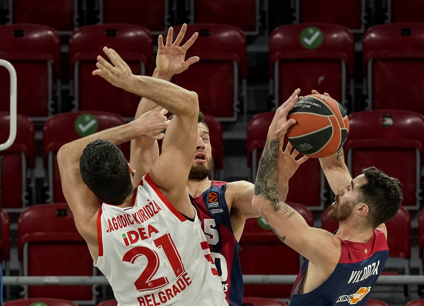Fotos: Las mejores fotos del TD Systems Baskonia -Estrella Roja
