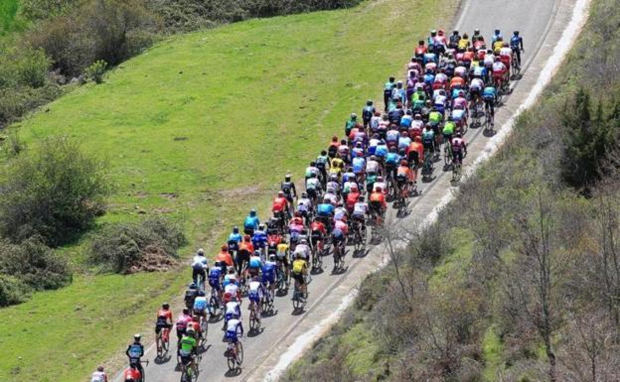 La Itzulia confirma la presencia de Euskaltel, Caja Rural y Kern