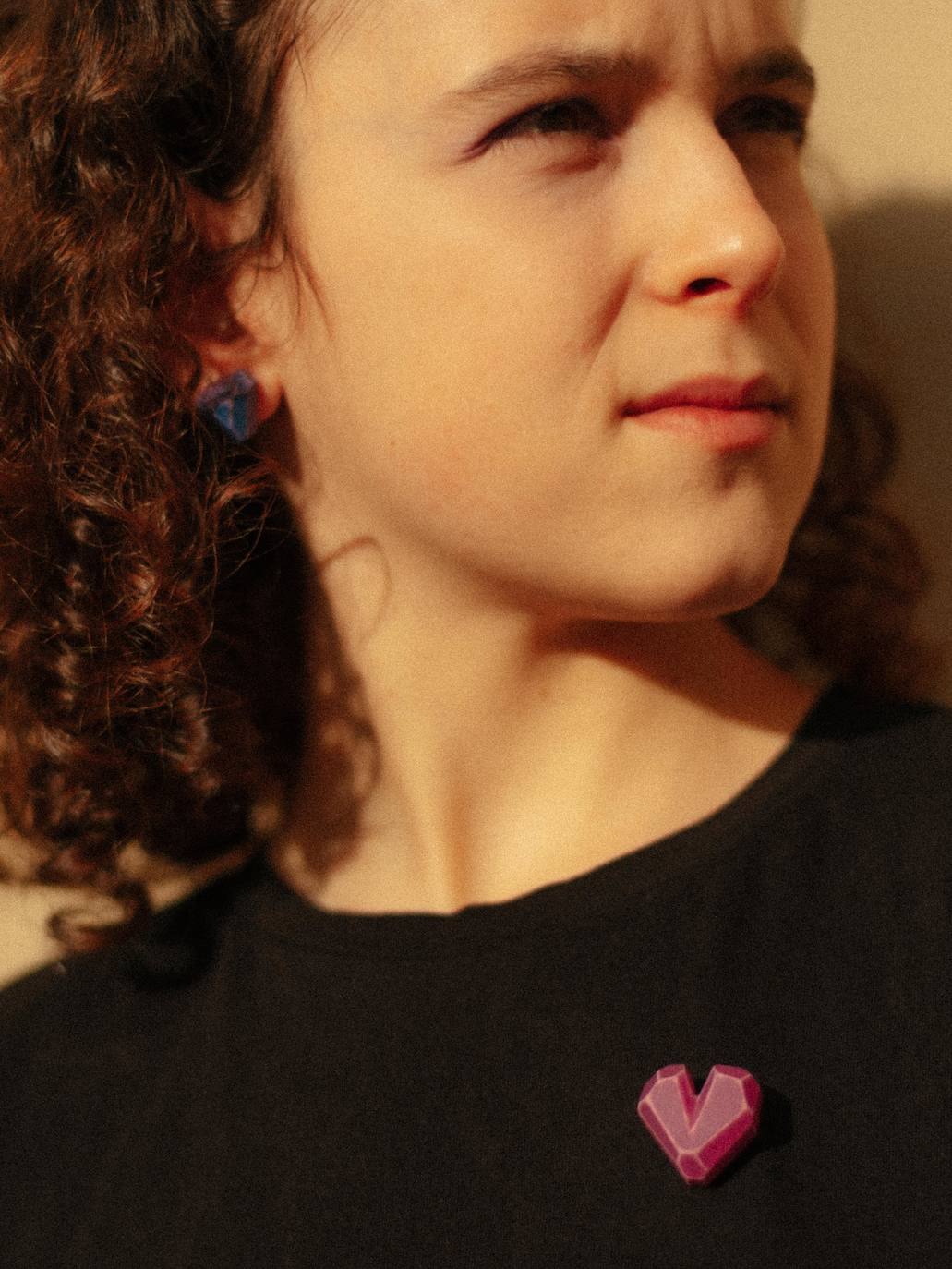 Fotos: Una creadora abre en su taller de Solokoetxe una exposición que protagonizan las mujeres del barrio