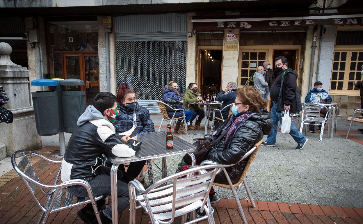 Restricciones en Euskadi: Las respuestas de la Ertzaintza a las dudas generadas por las nuevas restricciones en Euskadi