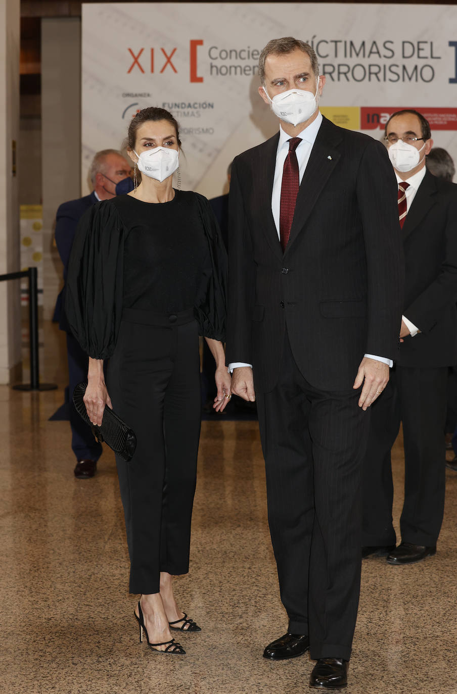 Fotos: La reina Letizia vuelve a confiar en Pertegaz y estrena una de sus prendas más especiales